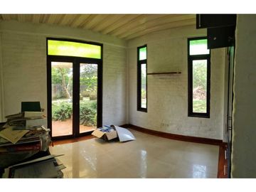 Casa independiente en Pance sur de Cali cerca al parque de Las Garzas
