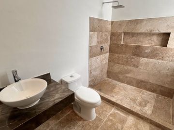 Casa tipo TH en preventa en la zona Country Club