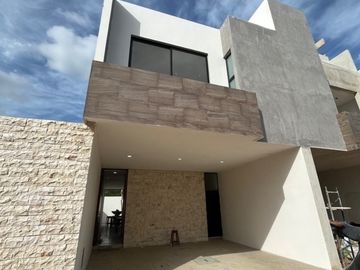 Casa tipo TH en preventa en la zona Country Club