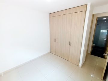apartamento en arriendo en río alto. Cod A27285