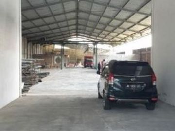 Gudang Babadan Madiun Ponorogo STRATEGIS