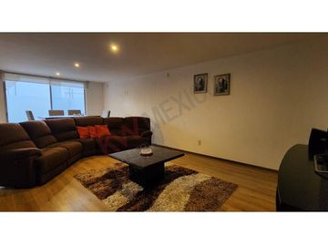 INCREIBLE OFERTA CASA CON SOTANO Y AMPLIO JARDÍN EN LOMAS DE JURIQUILLA AHORA MÁS ACCESIBLE