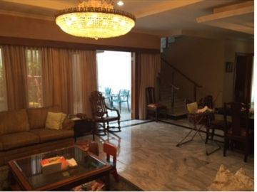 Dijual Rumah Luas Dan Cantik 2 Lantai Lokasi Cilandak