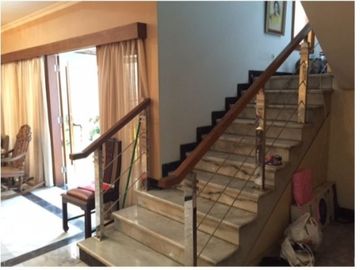 Dijual Rumah Luas Dan Cantik 2 Lantai Lokasi Cilandak