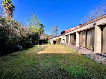 Casa en Venta en Parque Antonio Rabat - Colegio San Benito