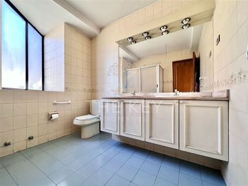 Casa en Venta en Parque Antonio Rabat - Colegio San Benito