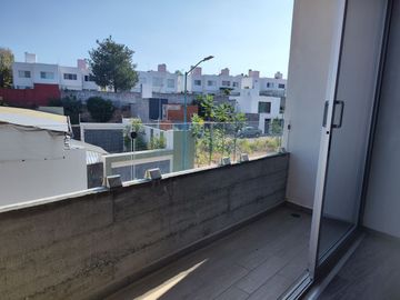 Moderno departamento Altozano Fracc Privado