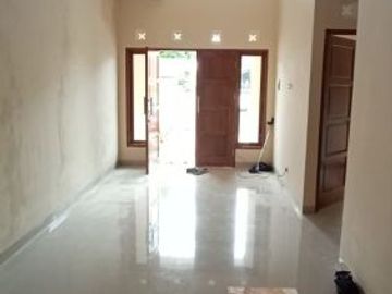 Baru Siap Huni Gentan, Jalan kaliurang km 10