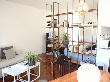M T de Alvear al 600 - Retiro // VENTA: 2 Ambientes hecho uno dividido