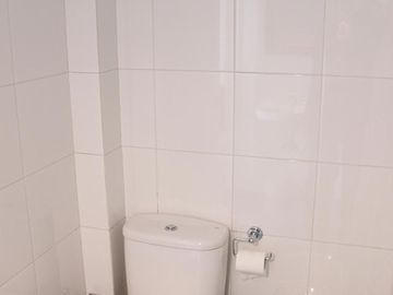 M T de Alvear al 600 - Retiro // VENTA: 2 Ambientes hecho uno dividido