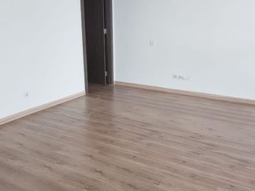 Apartemen ST Moritz Tipe SkyLoft 2 Lantai Semi Furnished