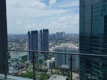 Apartemen ST Moritz Tipe SkyLoft 2 Lantai Semi Furnished