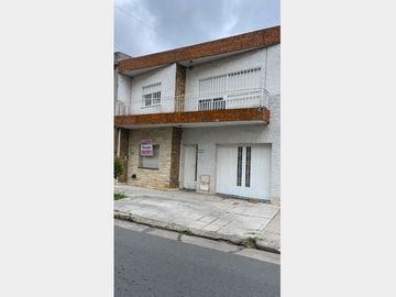 Casa  en Venta Ramos Mejia / La Matanza (B111 276)