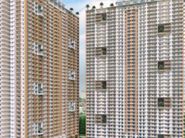 Infina Towers in Quezon City, Pre-Selling Resort Inspired.