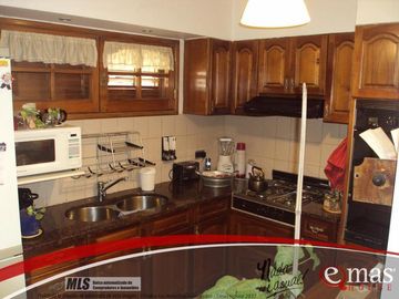 Venta de Casa 4 DORMITORIOS en NEUQUEN APTA HIPOTECARIO