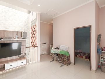 Rumah LB 126 SHM 15 Mnt ke Trans Studio Mall Cibubur Siap KPR J-51162