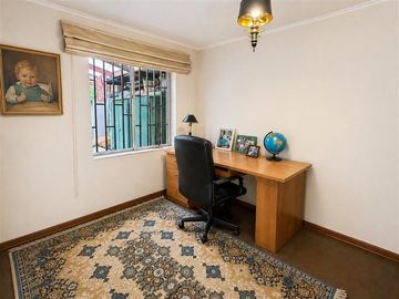 Acogedora casa en venta de 4 dorm. en Las Condes