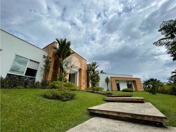 Casa en venta en conjunto, El Edén, Quindío