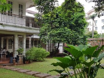 Dijual rumah tua hitung tanah, harga bawah njop area kalibata, jakarta selatan