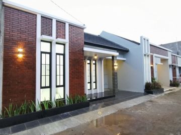 Rumah minimalis siap huni di Rangkapan Jaya Depok