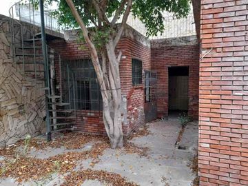 Casa en venta en Merlo Sur