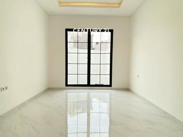 Rumah Mewah Ada Swimming Pool Di Sektor 9 Bintaro Am 17381