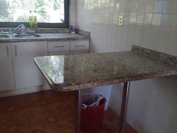 Renta de departamento en avenida principal, Vista Hermosa Cuernavaca