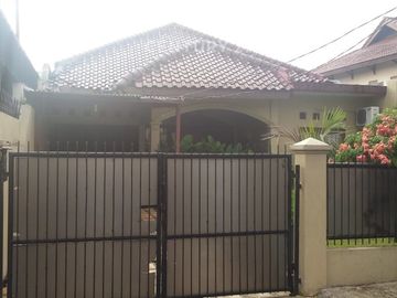 Dijual Rumah Dekat Megapolitan Cinere Estate