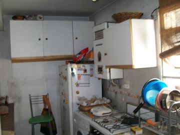 DEPARTAMENTO DE 1 AMBIENTE MUY AMPLIO AL CONTRAFRENTE CON BALCON