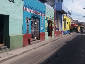 casa-local en venta en centro histórico. Cod V107