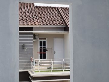 townhouse 2 lantai kaum milenial