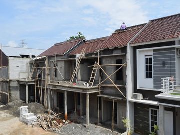 townhouse 2 lantai kaum milenial