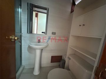 Se Vende Dpto Remodelado En Cercado De Lima 65M² | 3 Dormit. | 2 Baños | Piso 4 |  Cerca A La Universidad San Marcos.