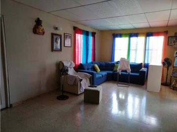 Sea Confiable Vende Casa Con Espacioso Terreno en La Chorrera