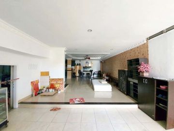 Villa Komplek Piazza Residence (Jalan Gaperta - Kapten Muslim) Medan