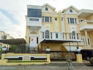 Villa Komplek Piazza Residence (Jalan Gaperta - Kapten Muslim) Medan