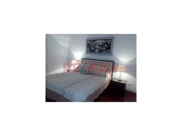 Vendo moderno departamento sin AMOBLAR en el centro de Miraflores 

Edificio inteligente con excelente ubicación, en el centro de Miraflores, a 03 c