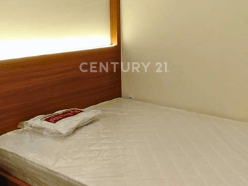 Apartement Marbella Meikarta 2+1 BR Furnished Baru Renovasi Di Cikarang