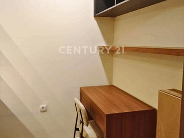 Apartement Marbella Meikarta 2+1 BR Furnished Baru Renovasi Di Cikarang