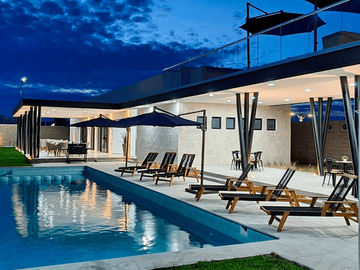 Casa de Tres Recámaras en el Querétaro Moderno 