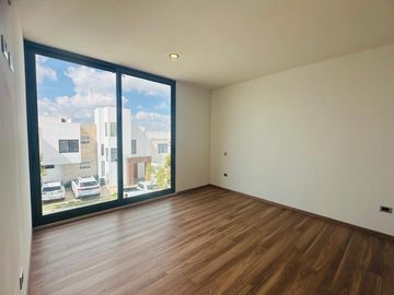 VENTA DE CASA EN LOMAS DEL PEDREGAL