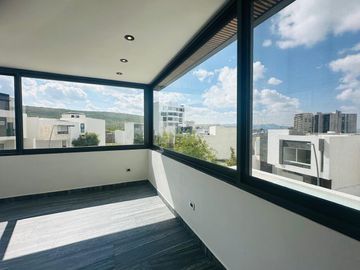 VENTA DE CASA EN LOMAS DEL PEDREGAL