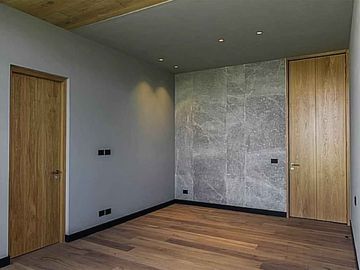 CASA RESIDENCIAL EN VENTA EN EL CLUB Y DENTRO DEL CAMPO DE GOLF TRES MARIAS