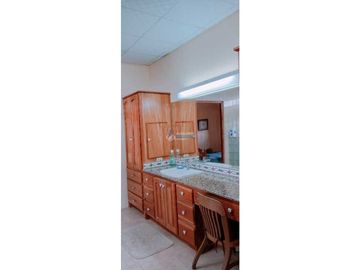 Se vende espectacular casa en Boquete, super amplia y acogedora!