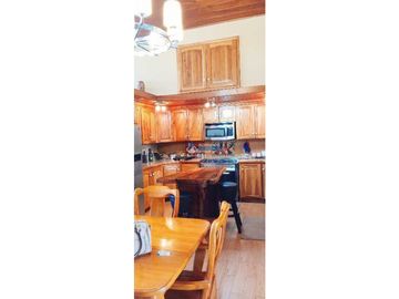 Se vende espectacular casa en Boquete, super amplia y acogedora!