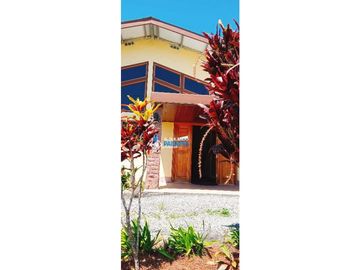 Se vende espectacular casa en Boquete, super amplia y acogedora!