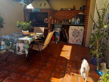 Departamento Tipo Casa en venta en Quilmes Este