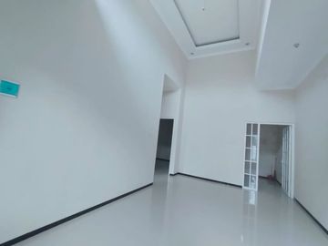 rumah nyaman dekat kampus kanjuruhan kota malang