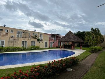Casa en VENTA en Los Tulipanes el Cayaco Acapulco