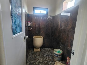 DI JUAL RUMAH DI RENI JAYA PAMULANG LOKASI STRATEGIS